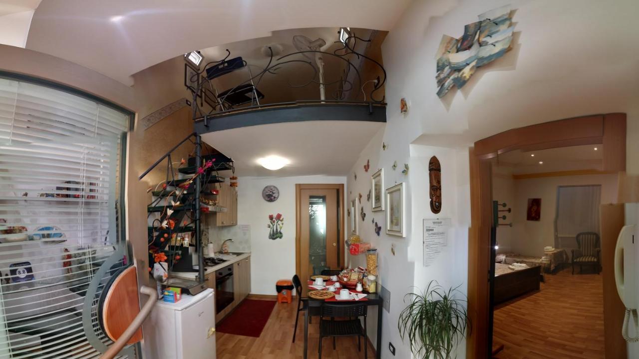 Holiday Home Casa Vacanze Salerno Zewnętrze zdjęcie